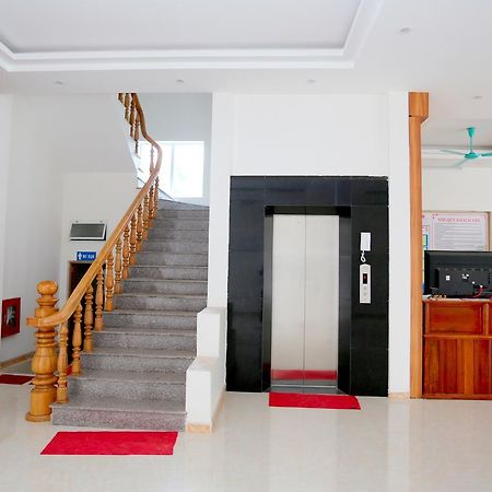 Anh Tu Hotel Ha Giang Exterior photo